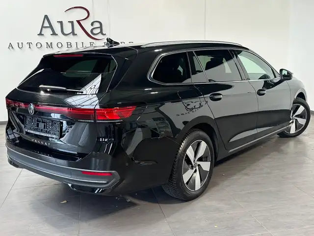 Volkswagen Passat view 4