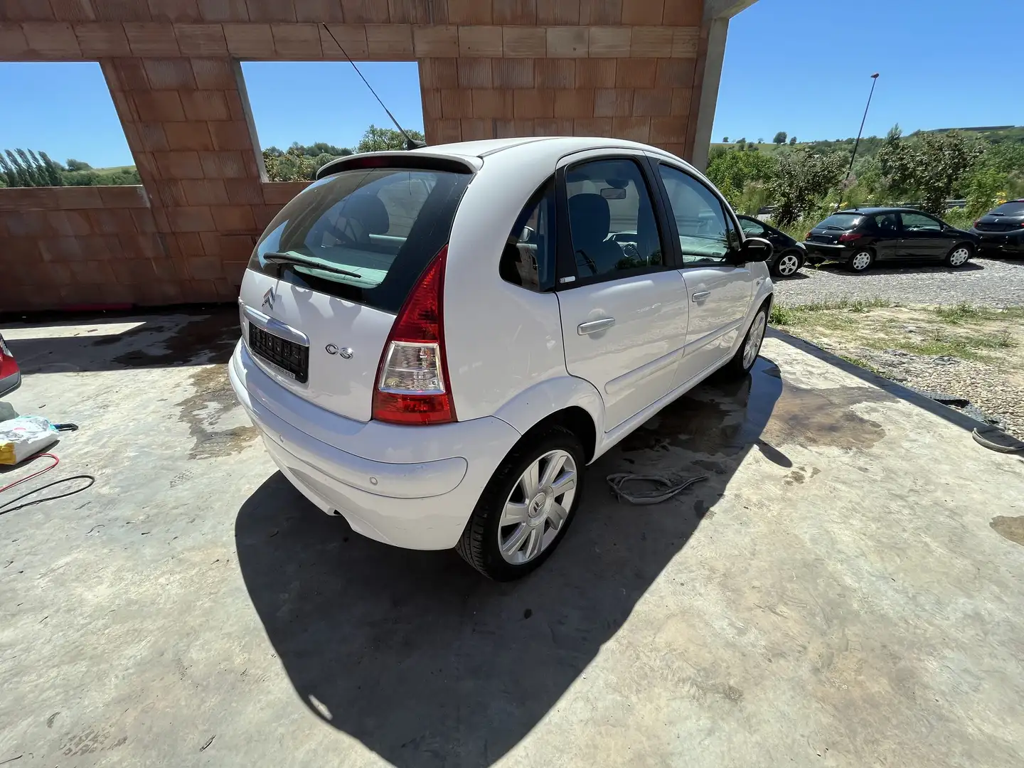 Citroen C3 1.4i 16V Exclusive Sensodrive - 2