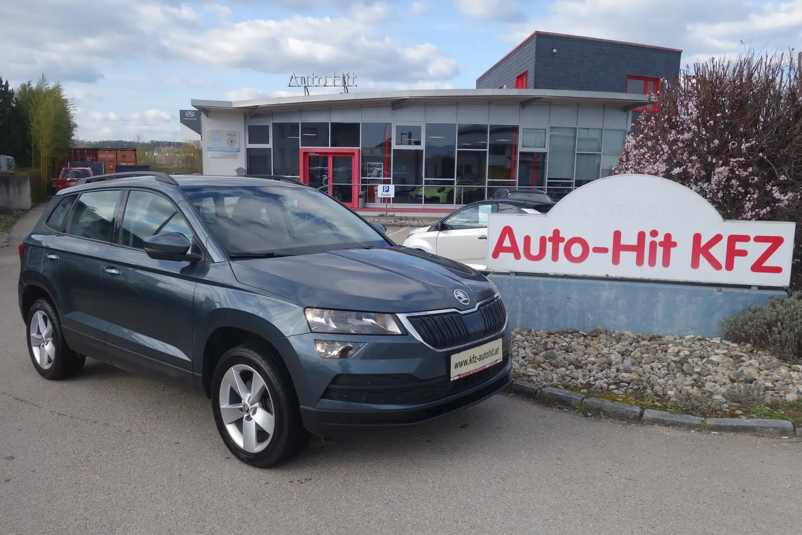 Skoda Karoq 1,6 TDI Ambition DSG***Kamera/ACC/AHK*** Grau - 1