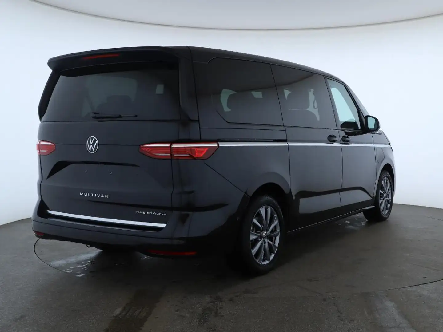 Volkswagen T7 Multivan Style eHybrid LANG LÜ 4M 7S *AHK*ACC Schwarz - 2