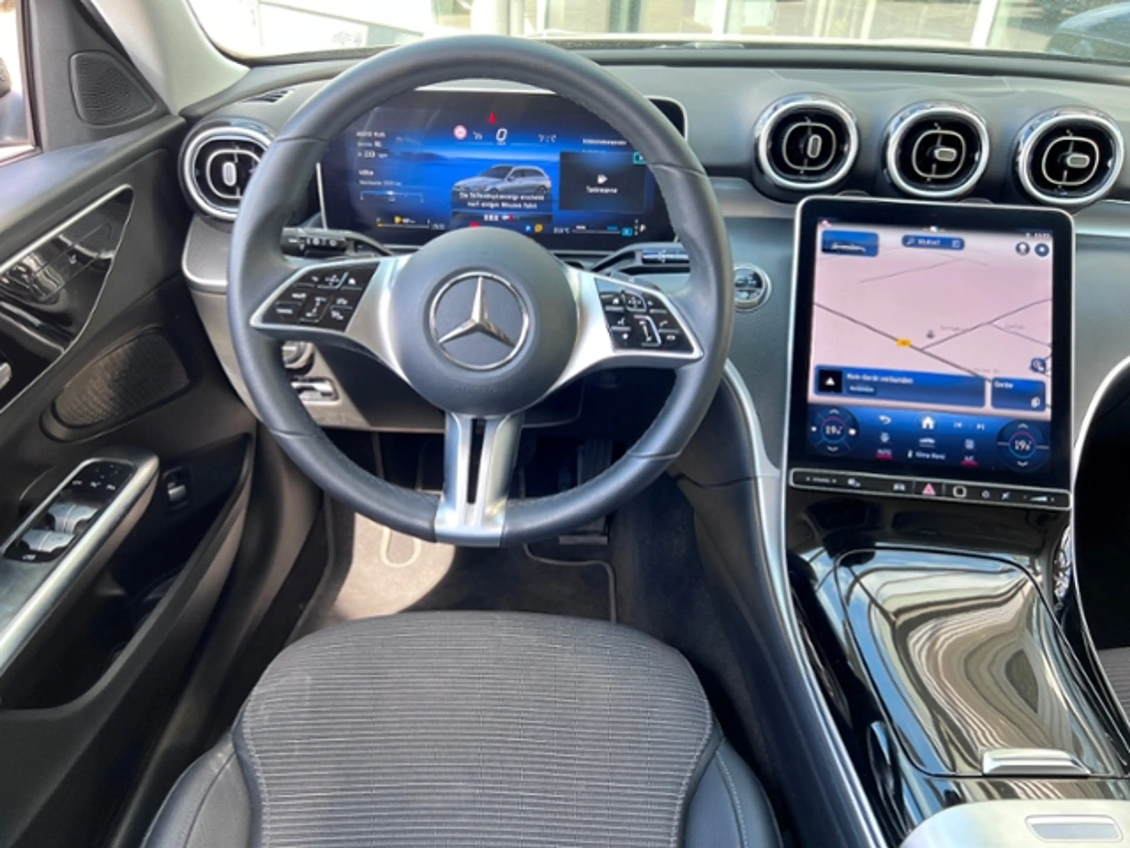 Mercedes-Benz C 200 Td LED Kamera 2xPDC Navi Lenkrad beheizt  Avantga — photo 8