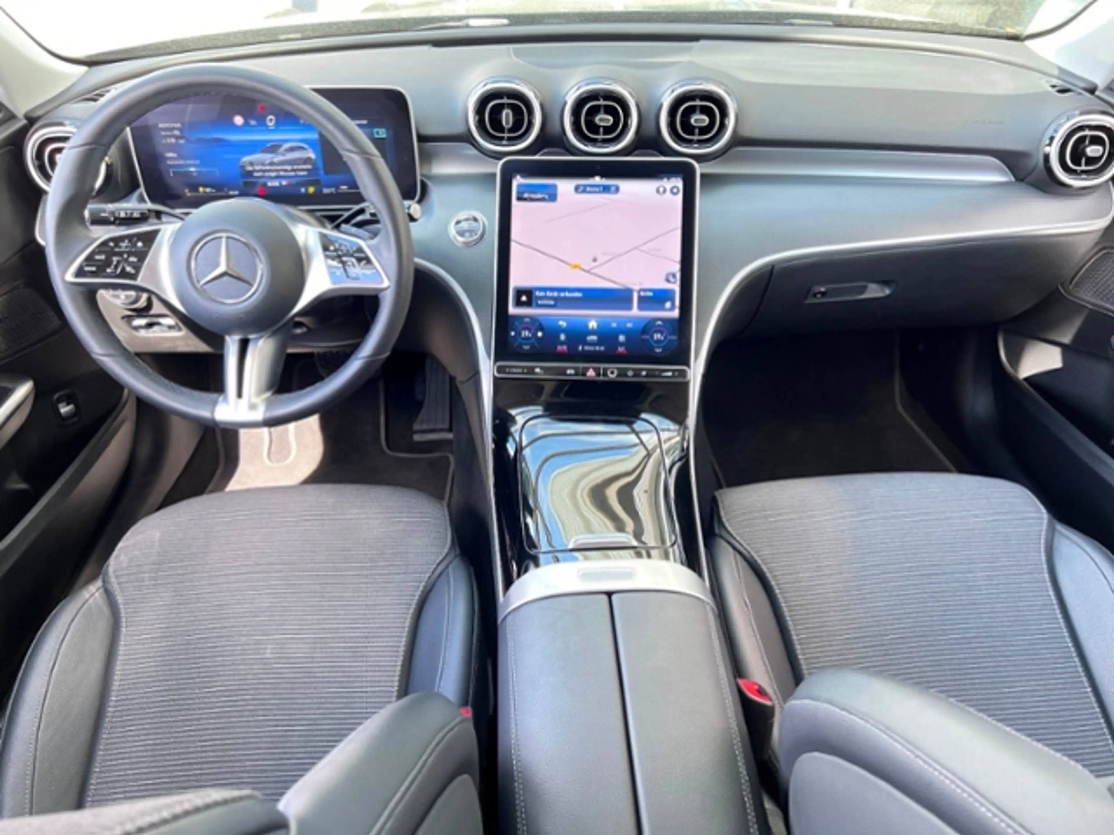 Mercedes-Benz C 200 Td LED Kamera 2xPDC Navi Lenkrad beheizt  Avantga — photo 7