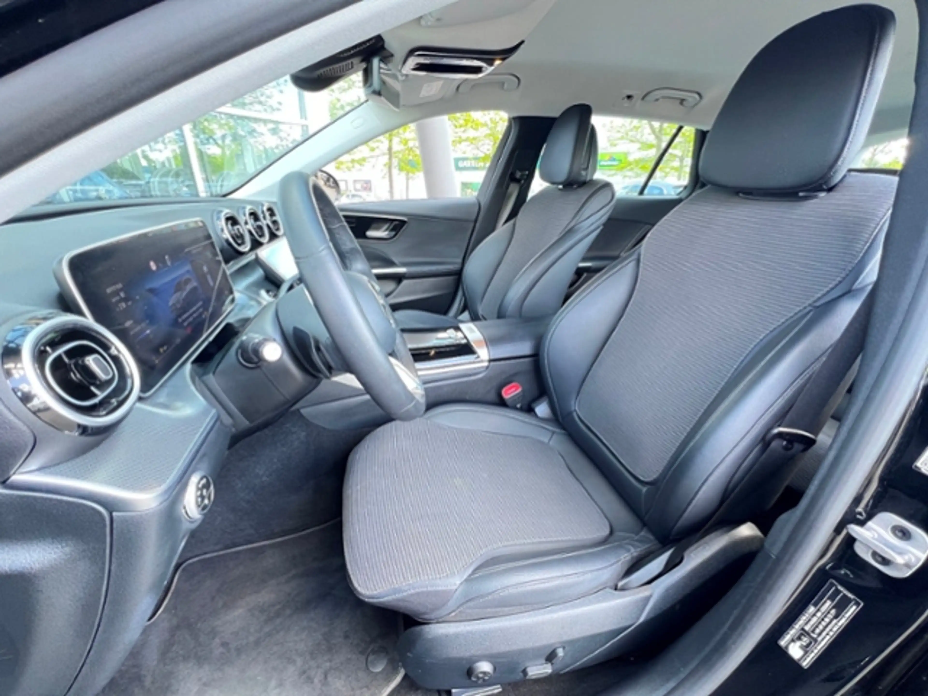 Mercedes-Benz C 200 Td LED Kamera 2xPDC Navi Lenkrad beheizt  Avantga — photo 6