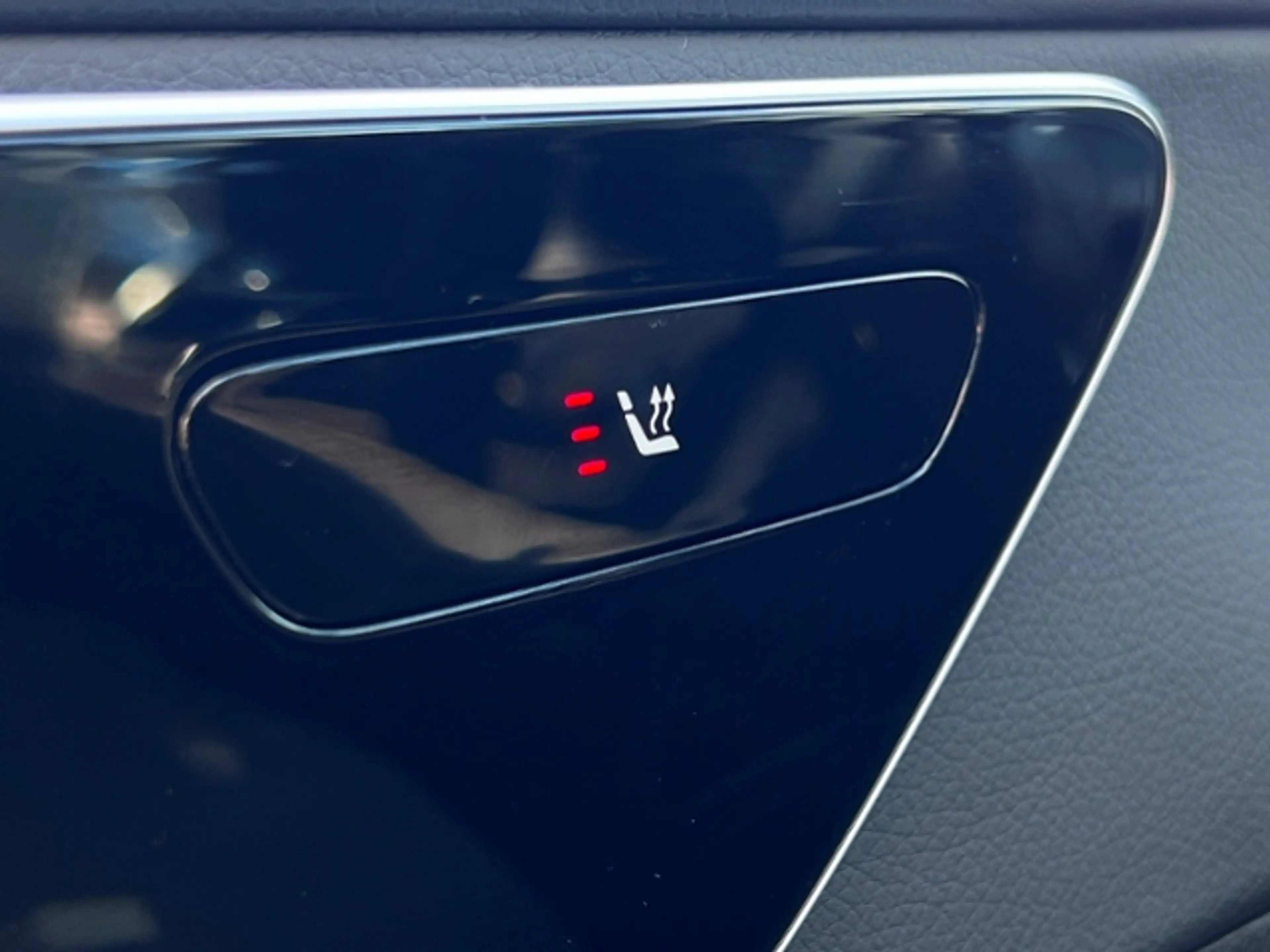 Mercedes-Benz C 200 Td LED Kamera 2xPDC Navi Lenkrad beheizt  Avantga — photo 12