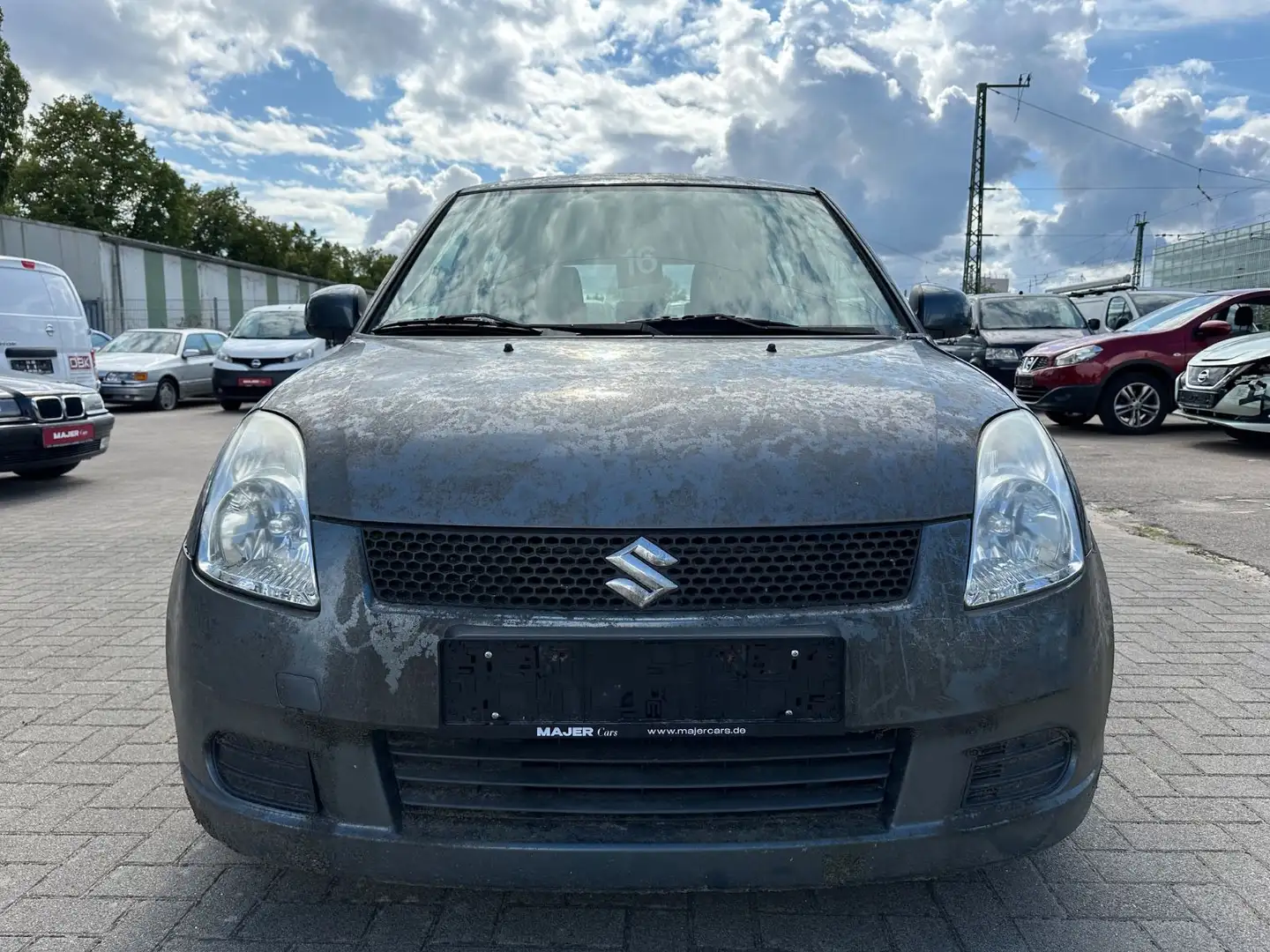 Suzuki Swift Lim. Dance Club Grau - 2