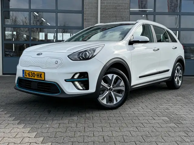 Kia e-Niro DynamicLine 39 kWh |PARKEERCAMERA|NAVI|