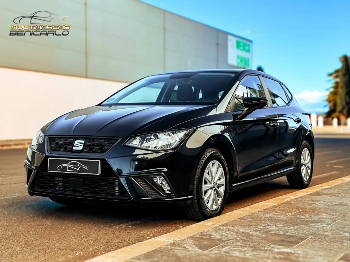 SEAT Ibiza 1.0 TSI S&S Style 110 Negro - 1