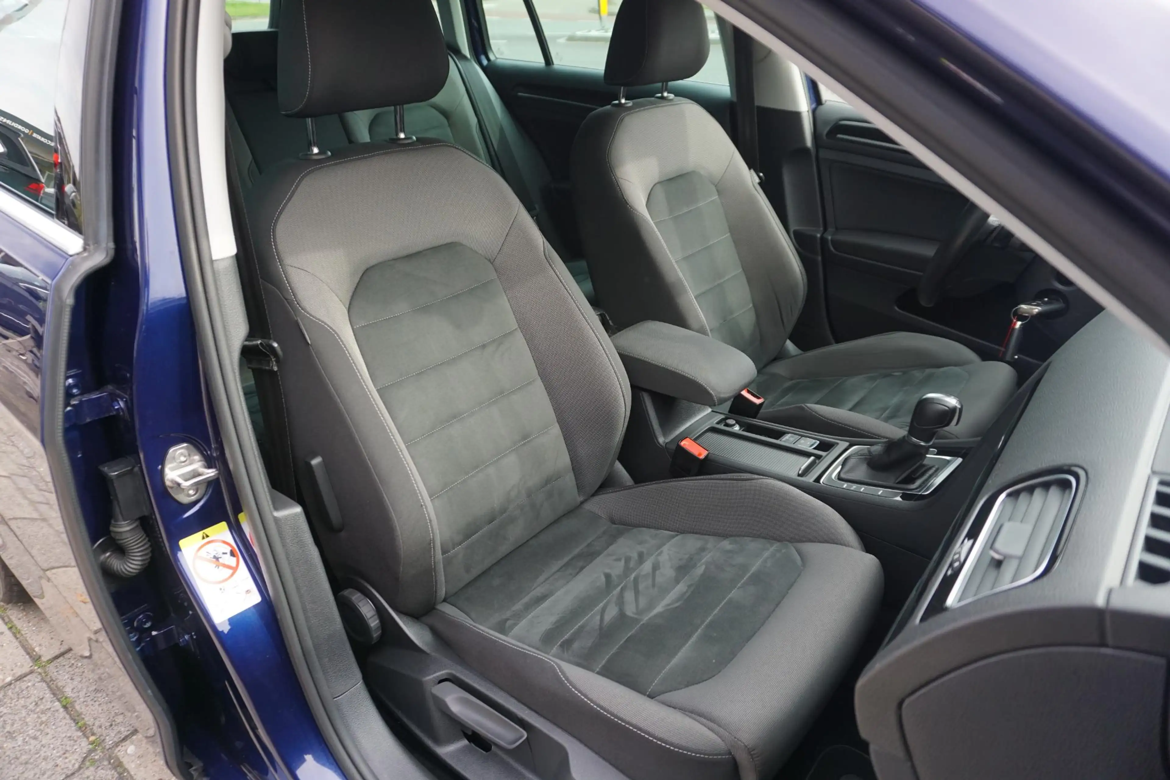 Volkswagen Golf Variant 1.5 TSI Highline — photo 5