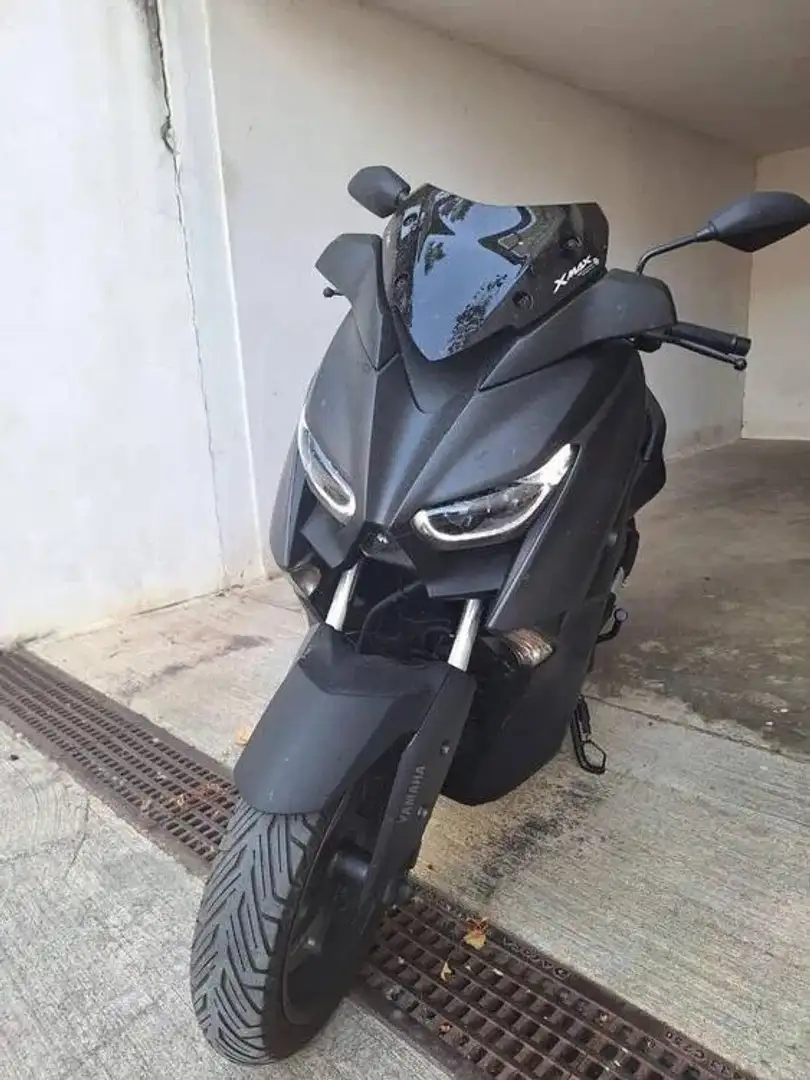 Yamaha X-Max 300 Negro - 1