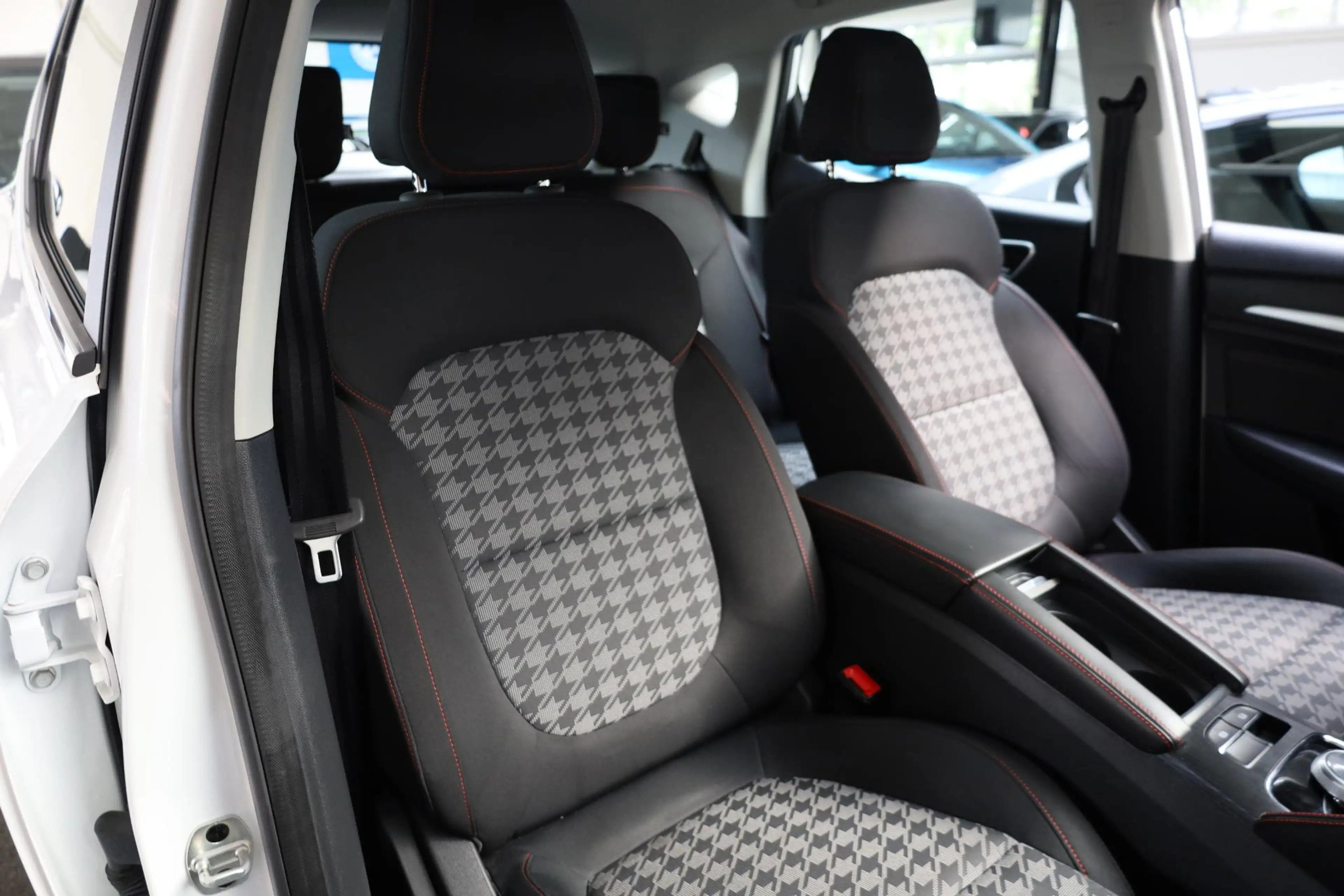 MG ZS MG EV EV Standard Range Comfort 50 kWh STOELVERW. — photo 9