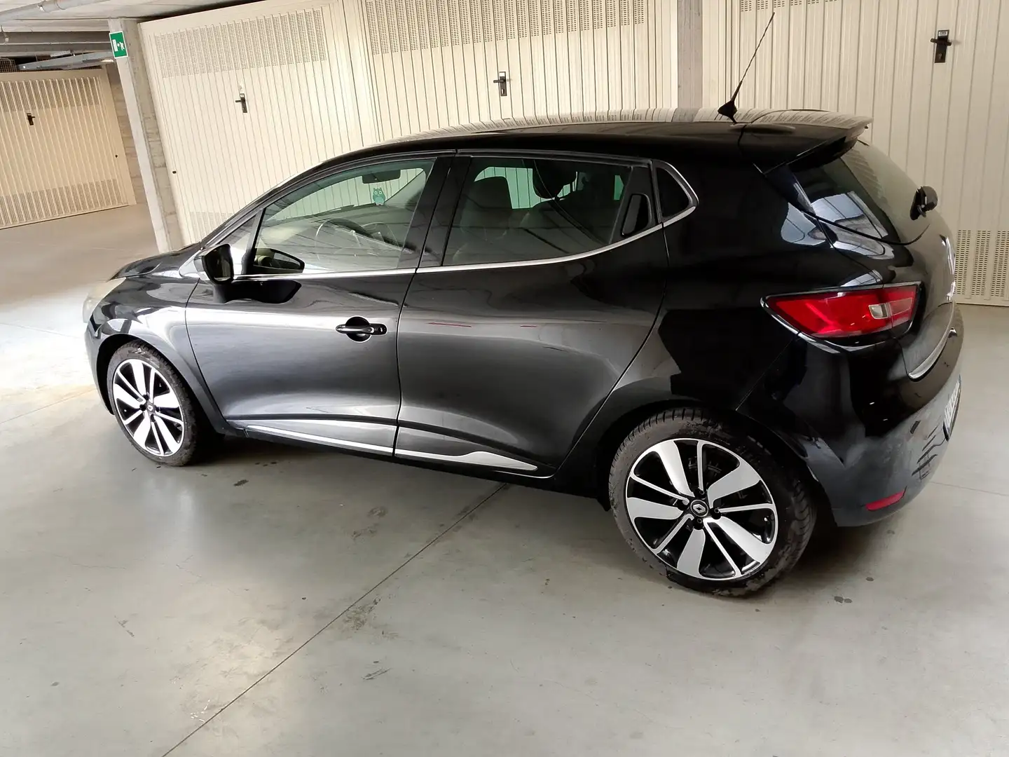 Renault Clio Clio 5p 1.5 dci energy Duel2 90cv Nero - 1