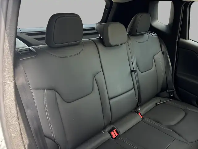 Jeep Renegade view 14