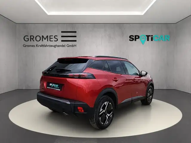 Peugeot 2008 view 3