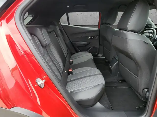 Peugeot 2008 view 14