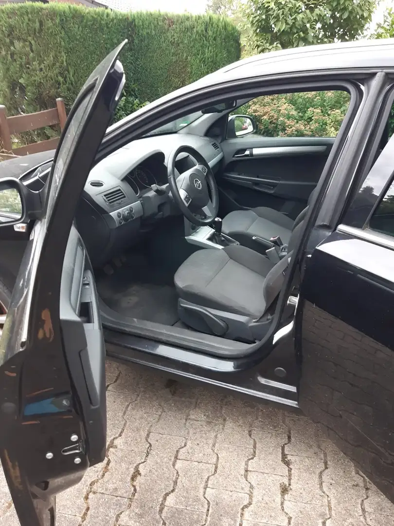 Opel Astra H Caravan 1.6 Edition Schwarz - 2