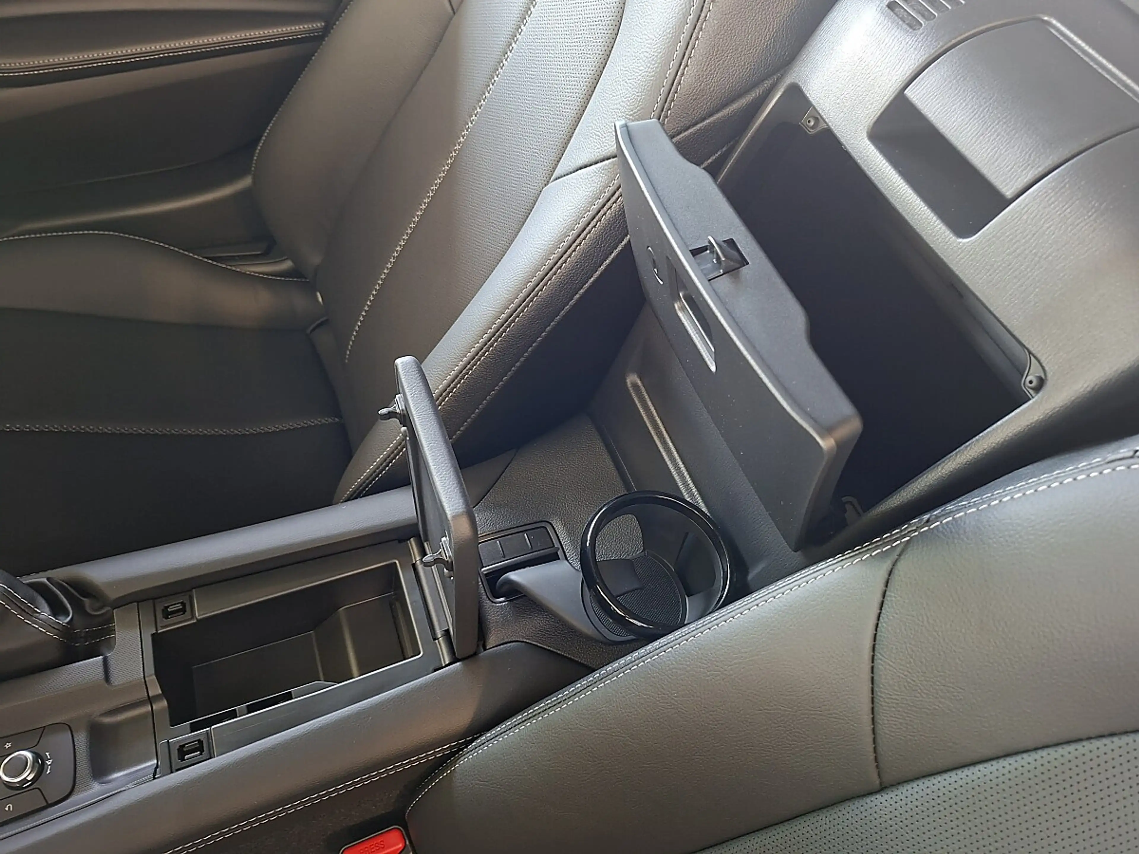Mazda MX-5 Cabrio G136 Skyactiv Exclusive-Line | MJ 2027 |... — photo 14