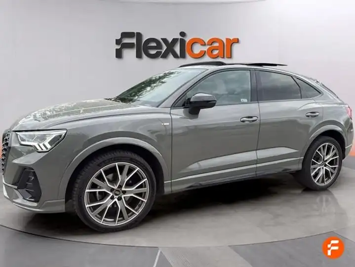 Audi Q3 1.5 Black line 35 TFSI 2025, foto 13