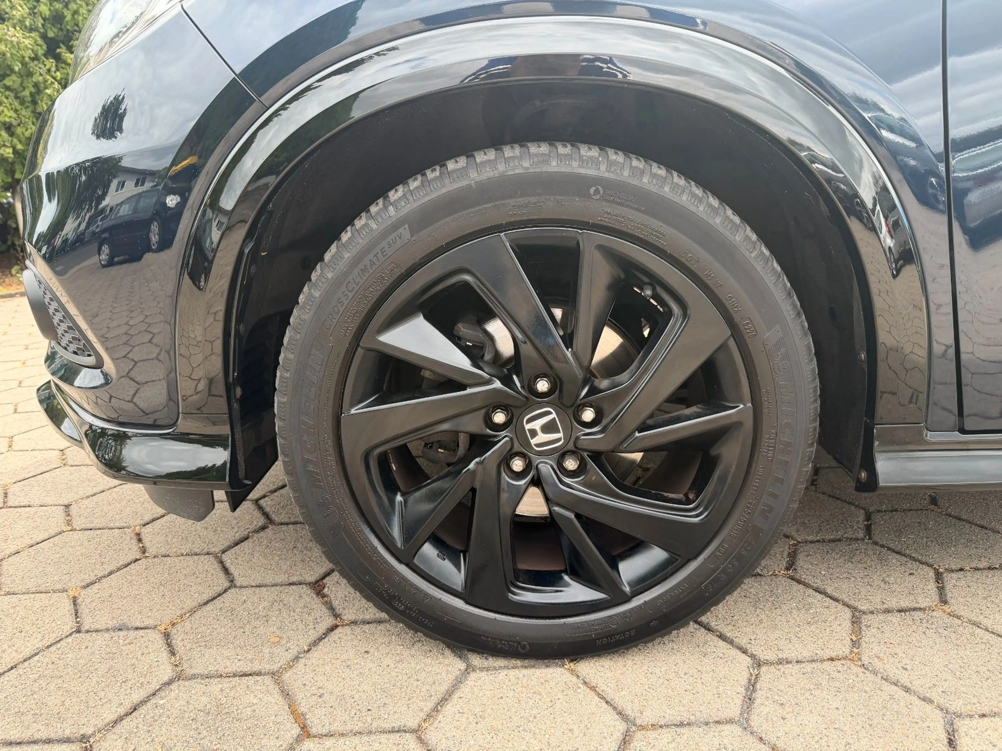 Honda HR-V 1.5VTEC Sport 1.HD 182PS — photo 2