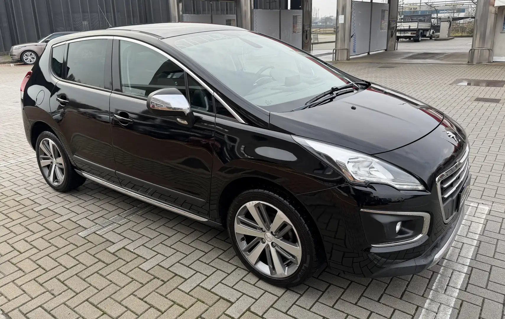 Peugeot 3008 1.6 e-hdi 8v Allure s&s 115cv robot FL - 2