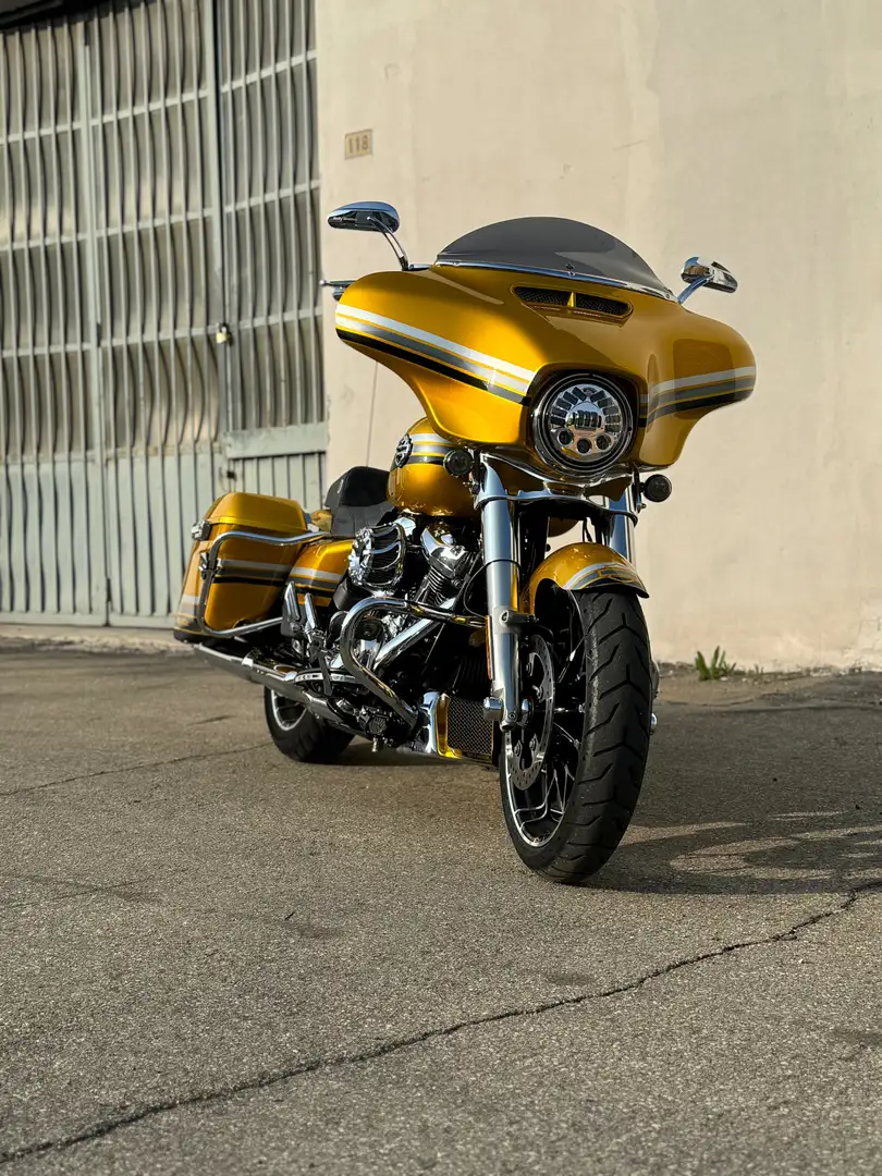 Harley-Davidson Street Glide Special FLHXS Auriu - 2
