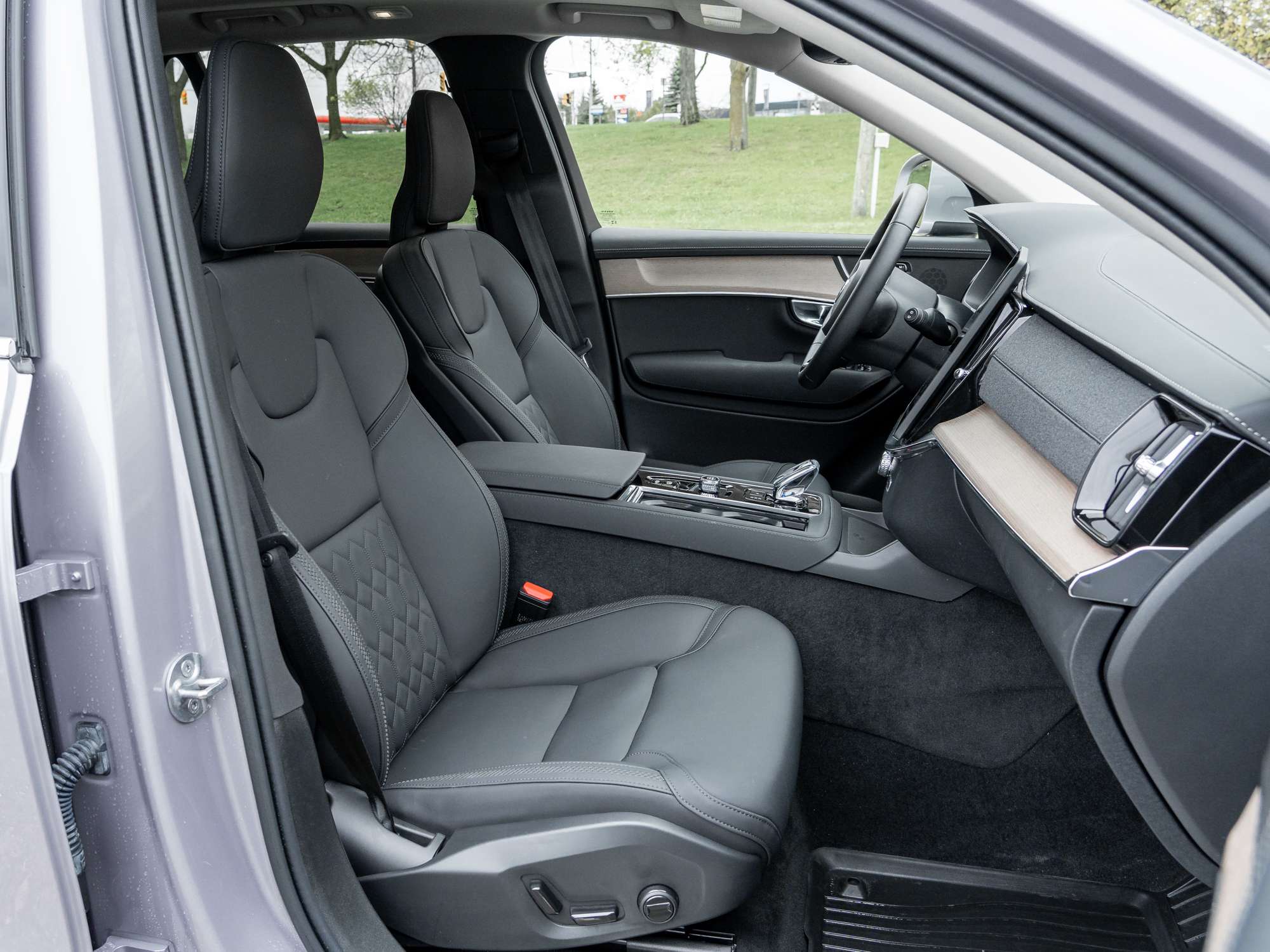 2026 Volvo XC90 B6 AWD Core 7-Seater |CPO FINANCE RATE fr 2.99%* thumb 22