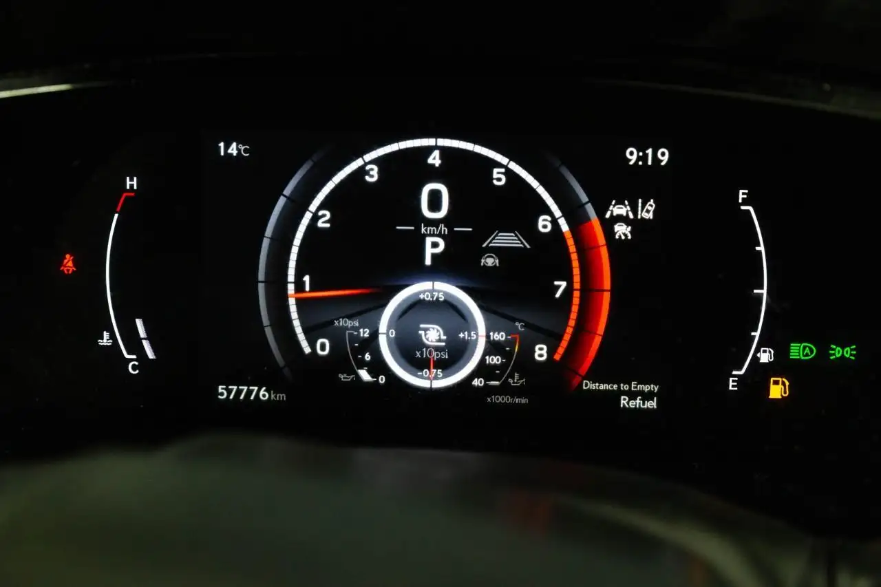 Lexus NX снимка Lexus NX