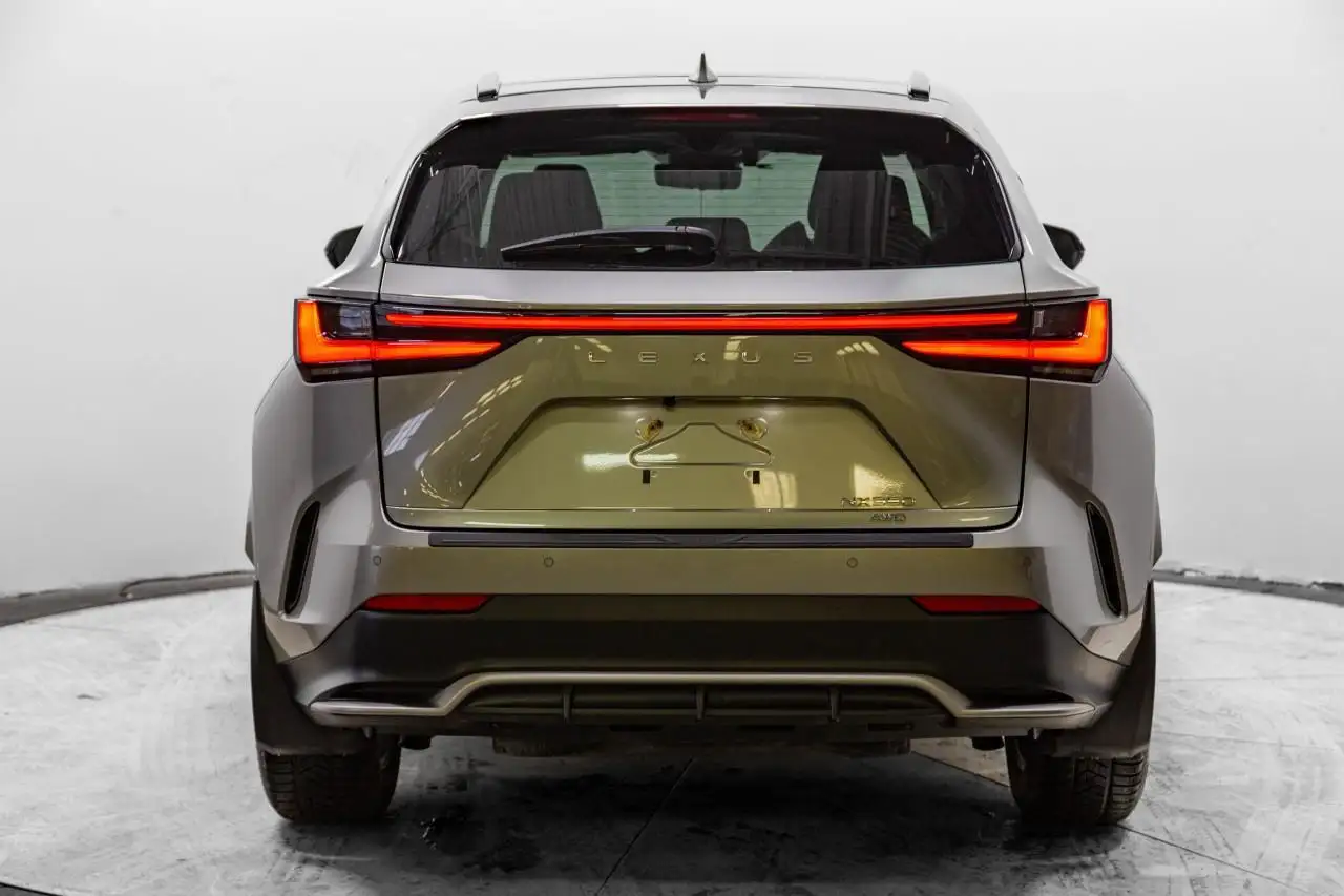 Lexus NX снимка Lexus NX