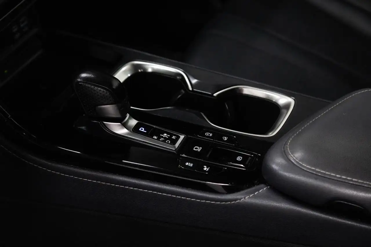 Lexus NX снимка Lexus NX