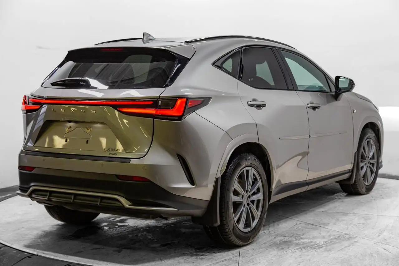 Lexus NX снимка Lexus NX