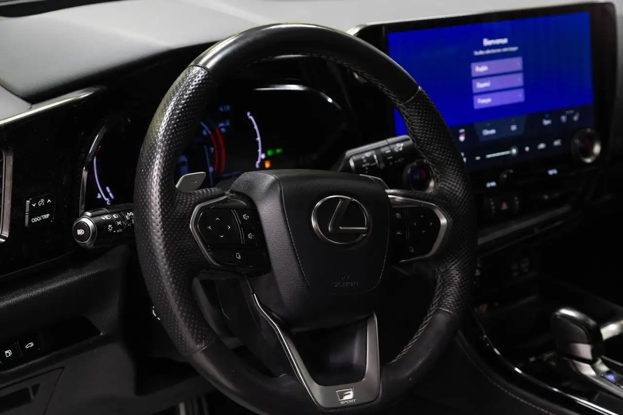 Lexus NX снимка Lexus NX