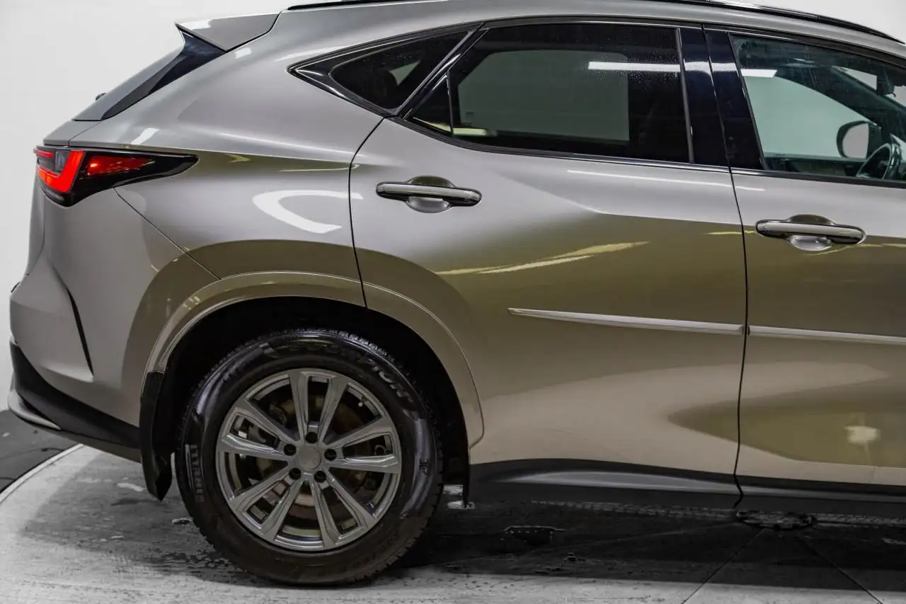 Lexus NX снимка Lexus NX
