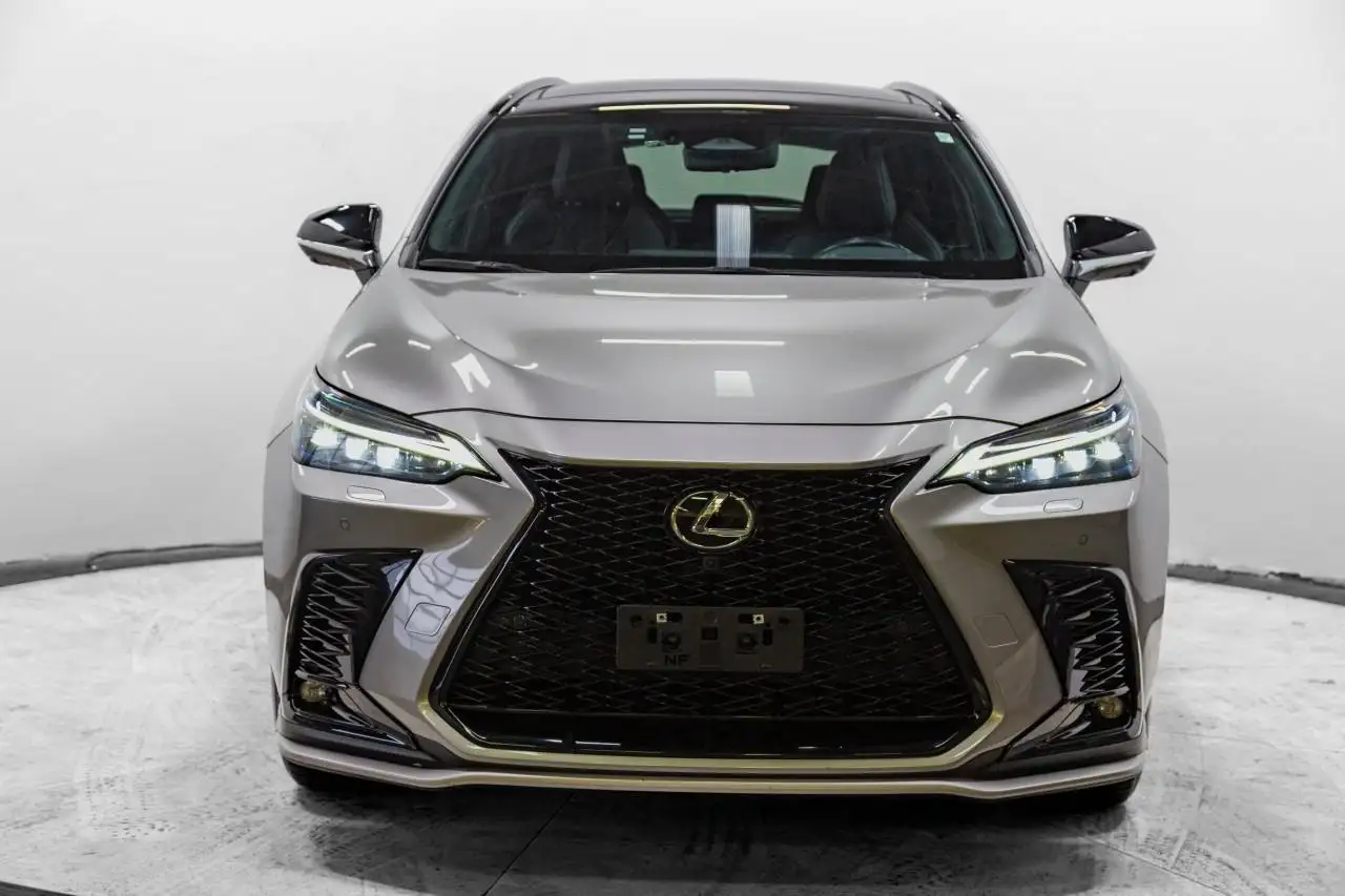 Lexus NX снимка Lexus NX