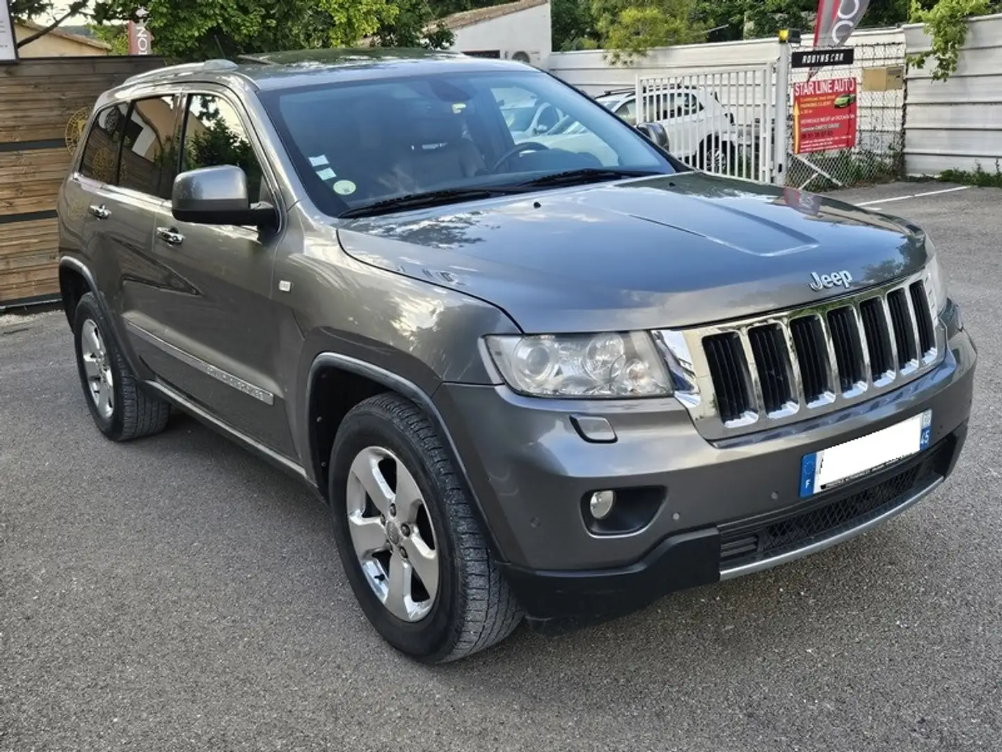 Jeep Grand Cherokee V6 3.0 CRD FAP 241 Limited A k - 2