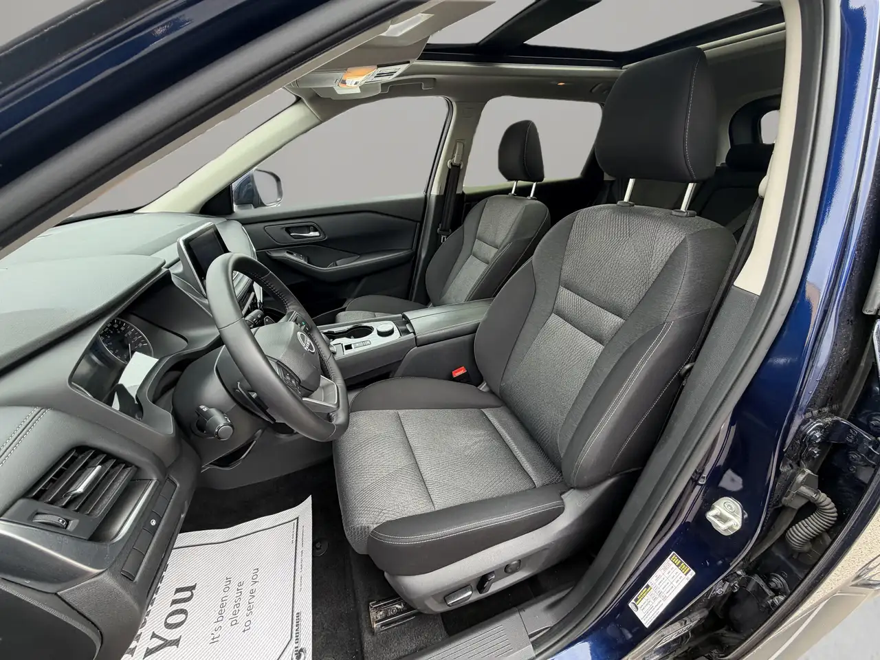 Nissan Rogue photo Nissan Rogue