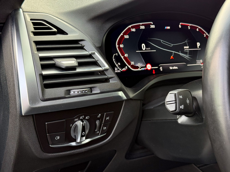 BMW X4 xDrive 30d — photo 11