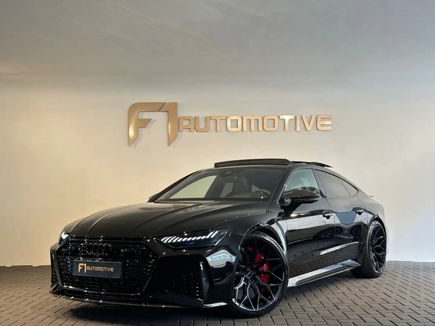 Audi RS7 Sportback 4.0 TFSI quattro Pano|Ceramic|B&O 3D|PPF Schwarz - 1