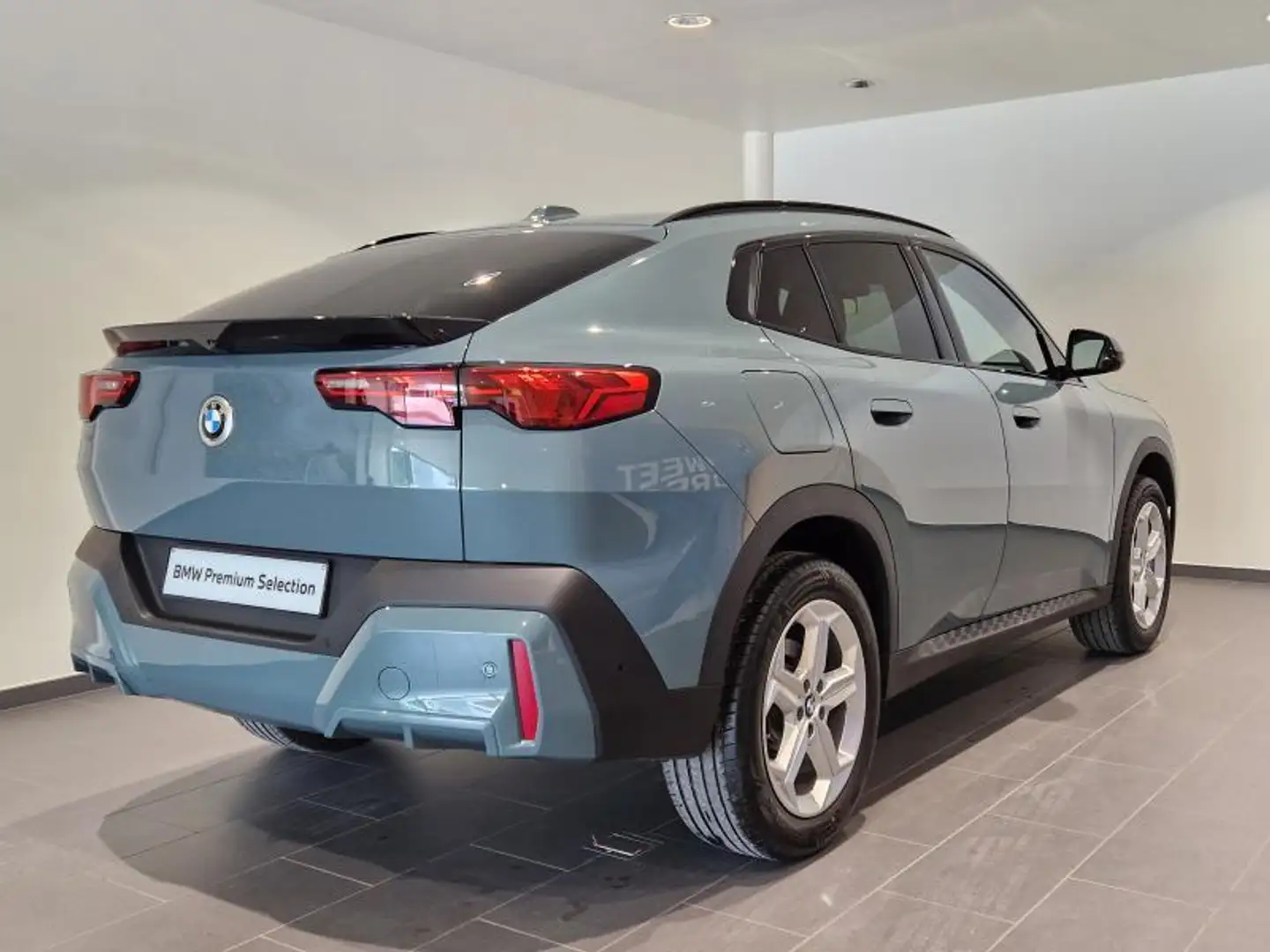 BMW X2 sDrive 18d Zelená - 2