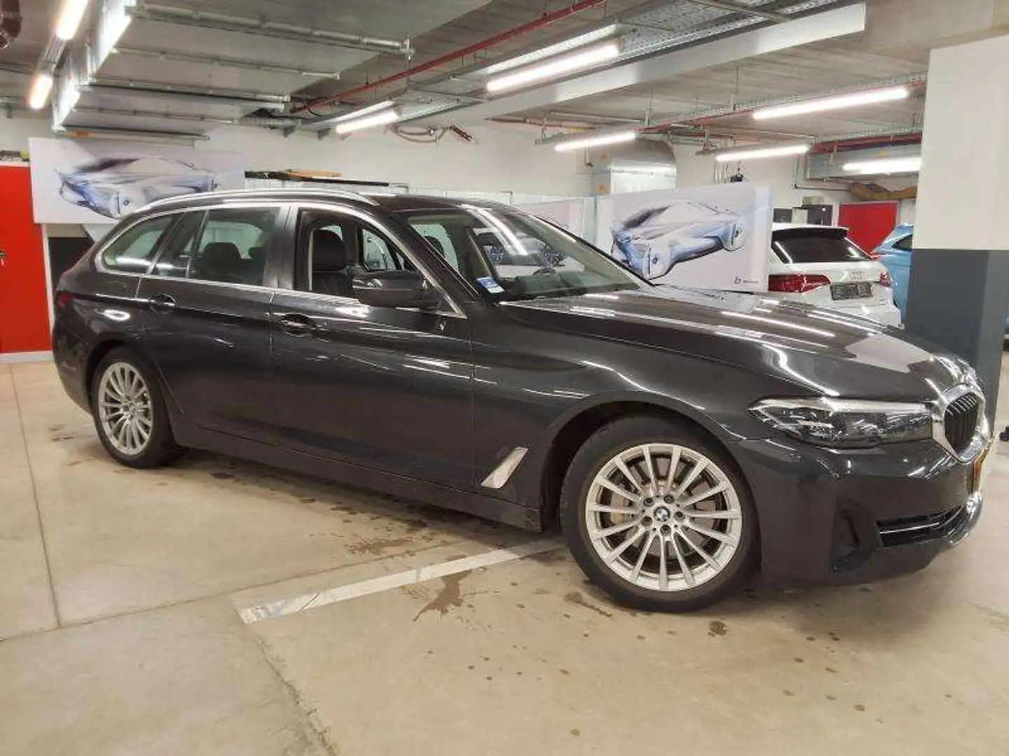 BMW 530 e xDrive Gris - 2