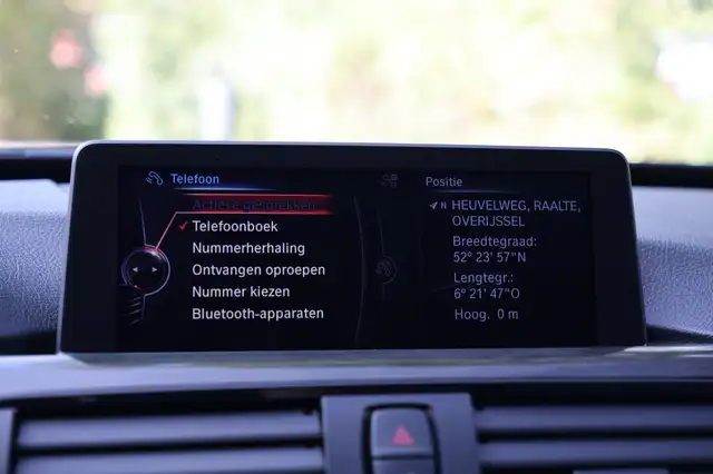 BMW 3 Series view 29