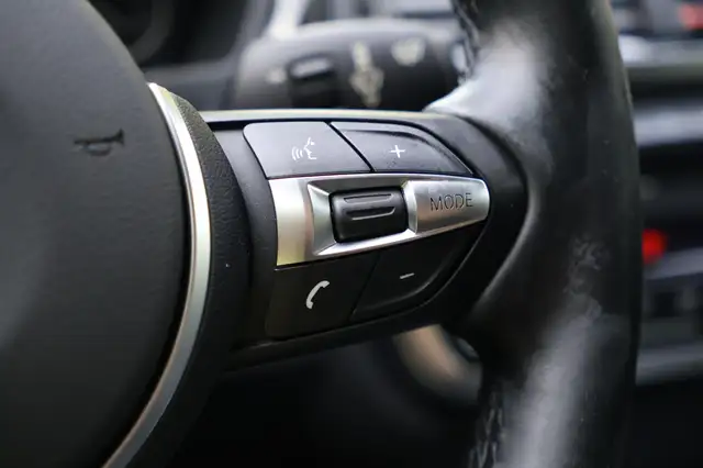 BMW 3 Series view 20