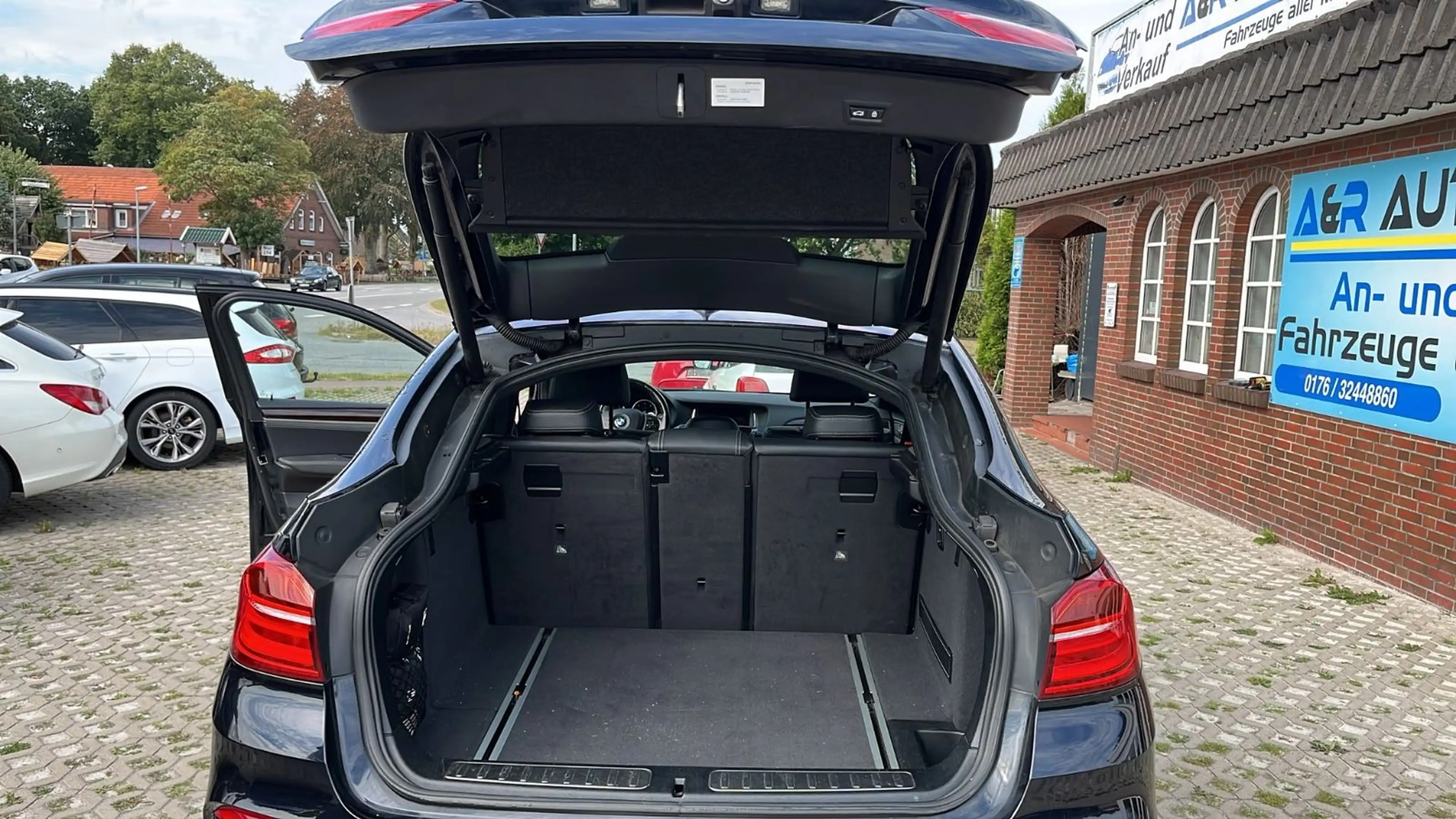 BMW X4 xDrive 30 d tüv insp — photo 13