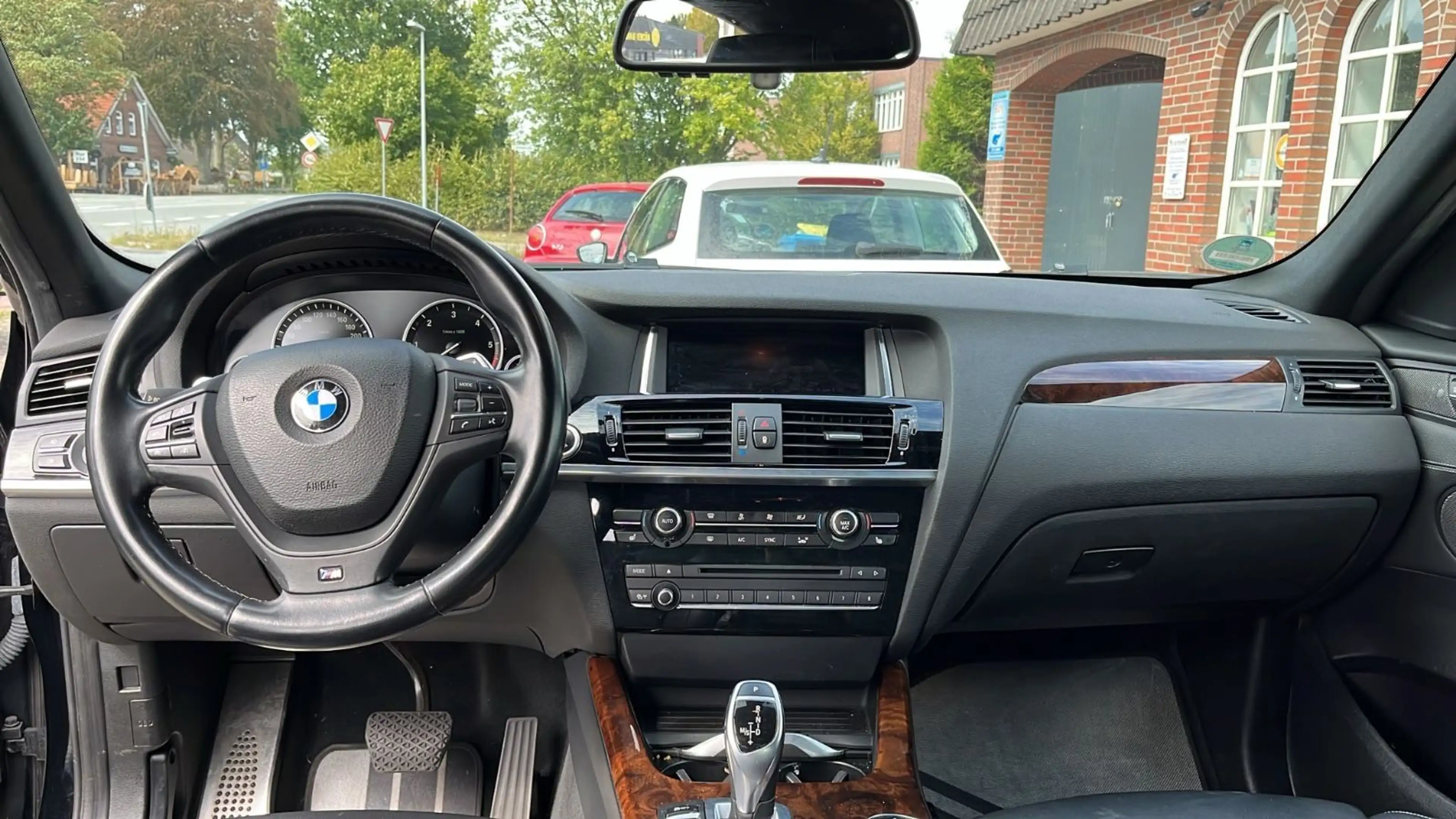 BMW X4 xDrive 30 d tüv insp — photo 4