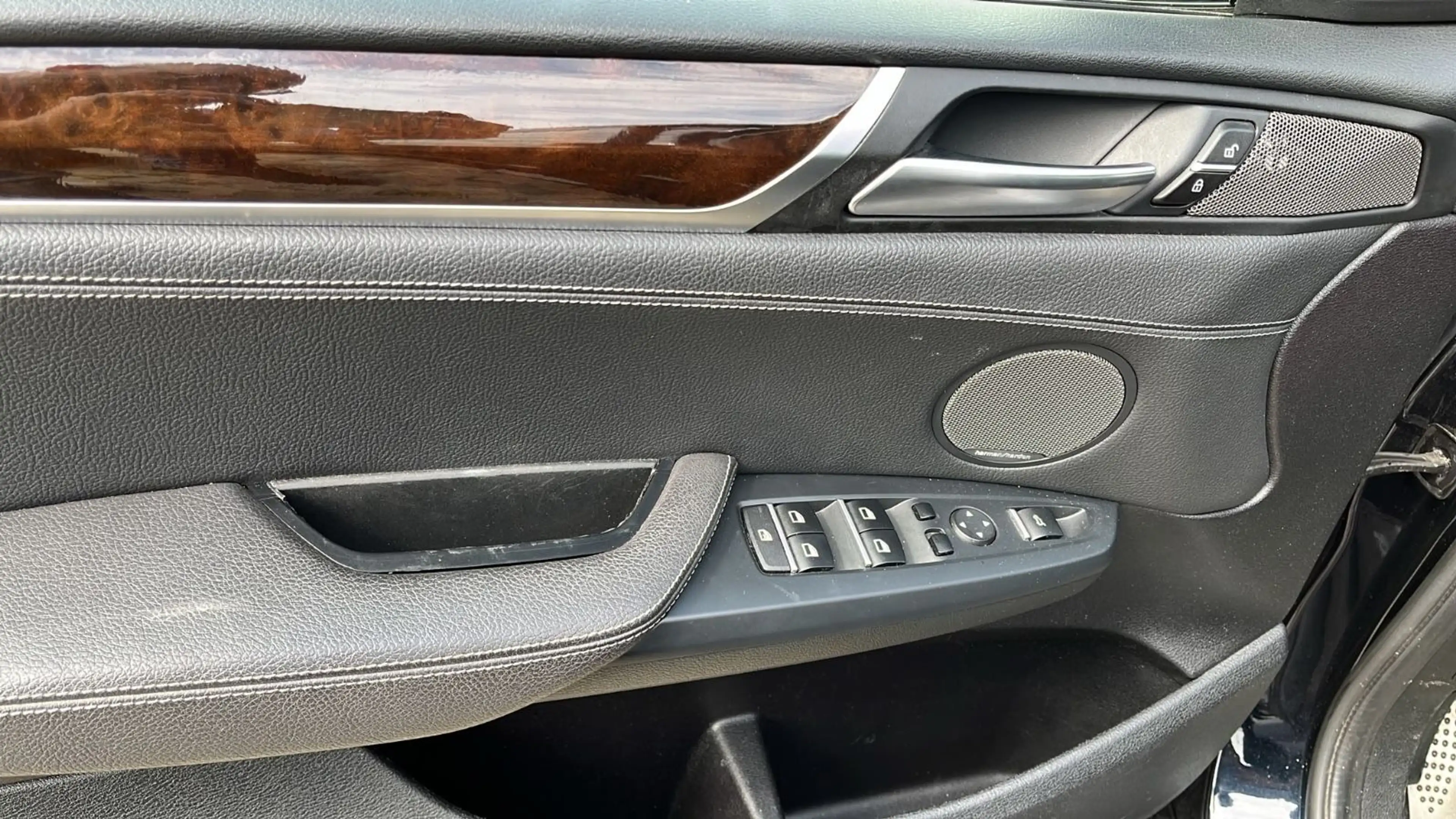 BMW X4 xDrive 30 d tüv insp — photo 14