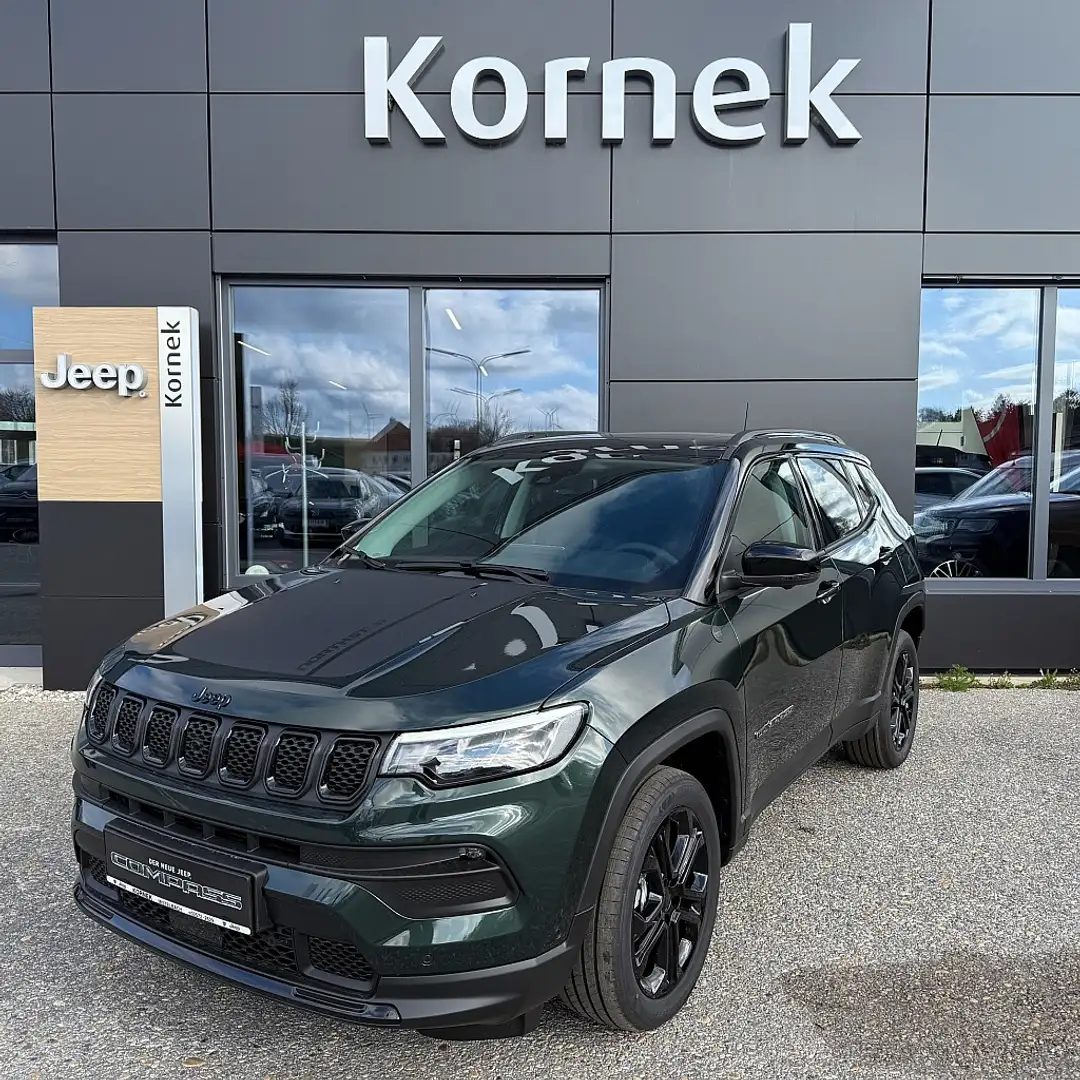 Jeep Compass 1.5 Multiair North Star T4 FWD DCT7 e-Hybrid MH... Grün - 1