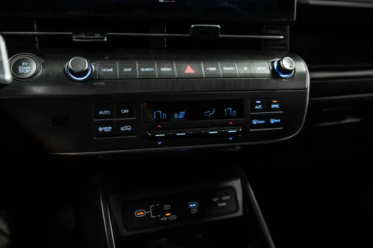 Hyundai KONA снимка Hyundai KONA