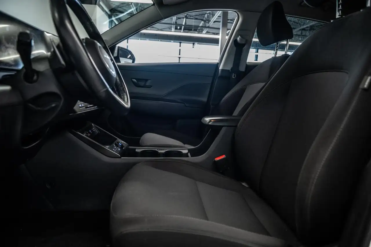 Hyundai KONA снимка Hyundai KONA