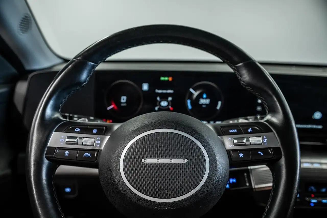 Hyundai KONA снимка Hyundai KONA