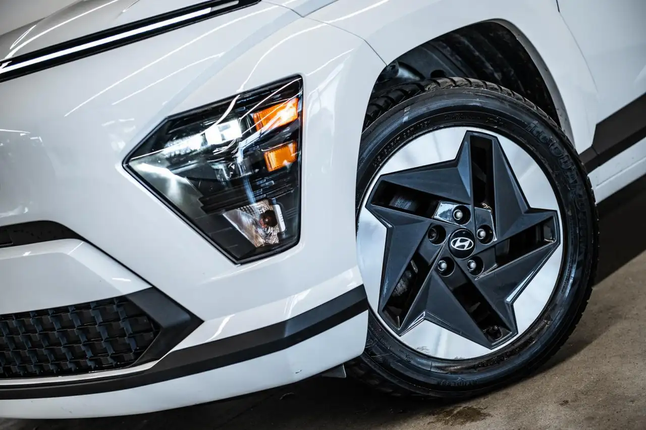 Hyundai KONA снимка Hyundai KONA