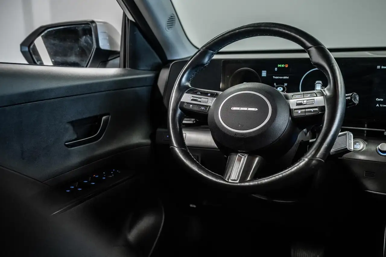 Hyundai KONA снимка Hyundai KONA