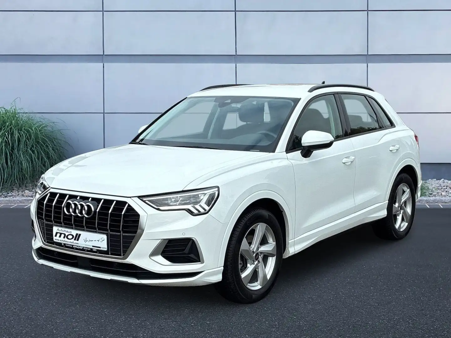 Audi Q3 SUV advanced 35 TFSI 110(150) kW(PS) S tronic Weiß - 1